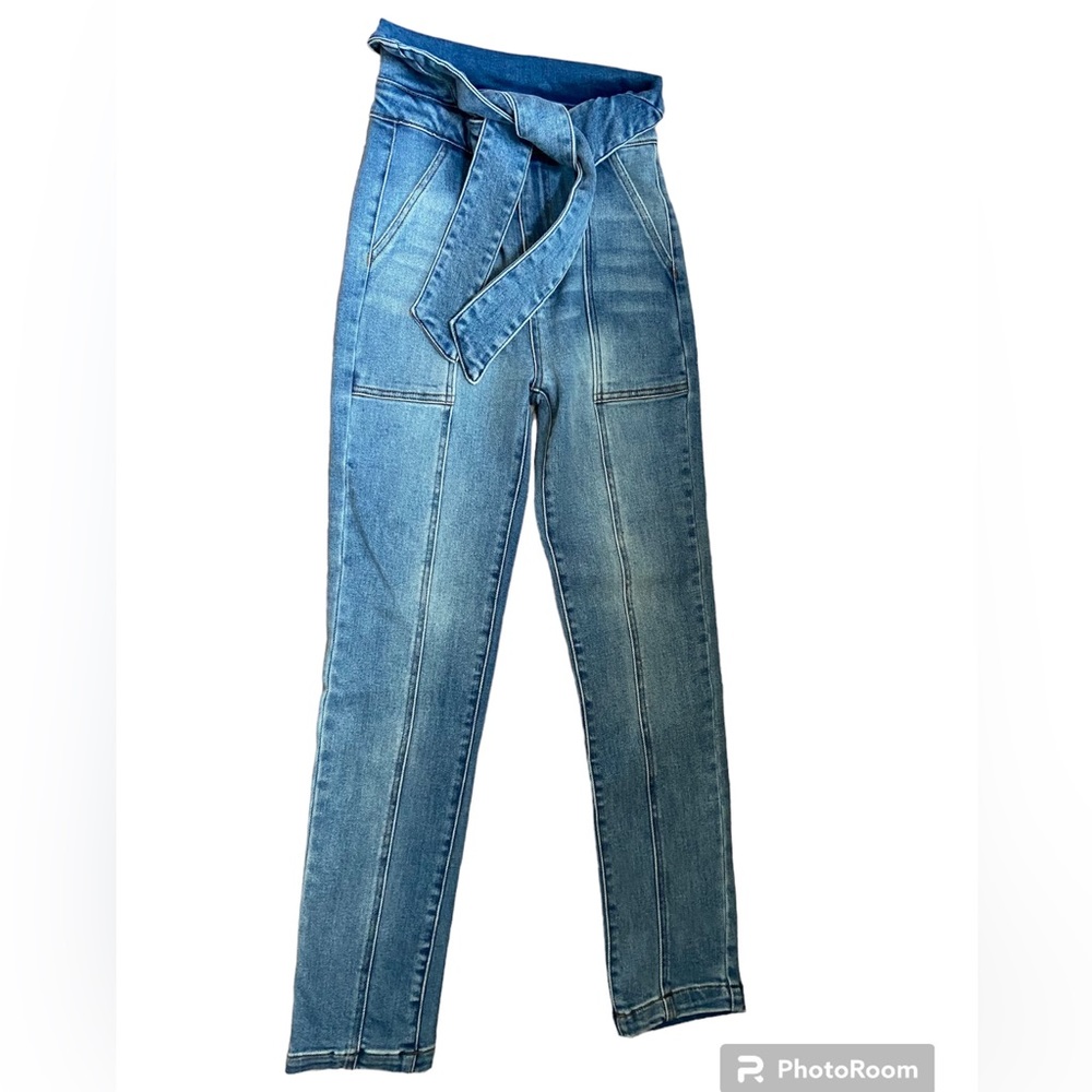 Risen skinny relaxed fit high rise blue jeans